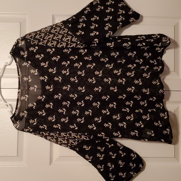 NWOT Bila Women's Boho Style Black & White Floral Sheer Top  Size XXL - Picture 7 of 10